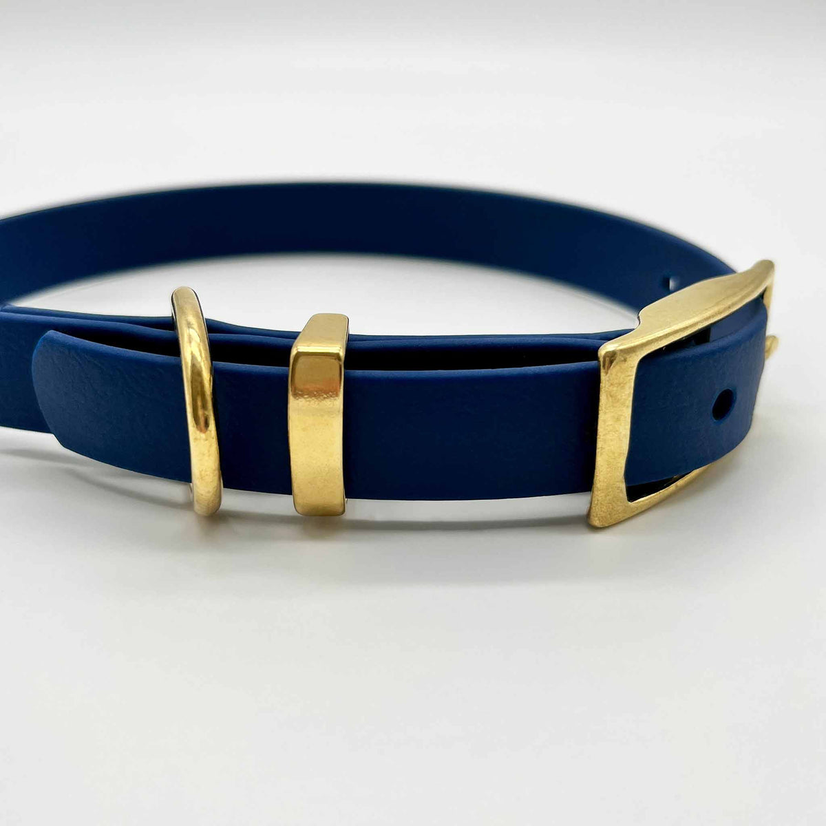 herzjubel Hundehalsband Biothane verstellbar ⋙ANY WEATHER WALKIE⋘ marineblau/gold