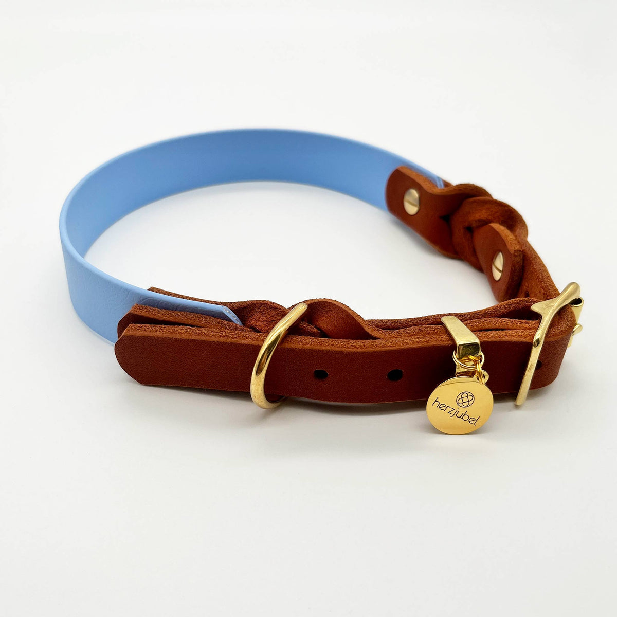 herzjubel Hundehalsband Biothane x Leder hellblau/cognac ⋙BLUE SKY WALKIE⋘
