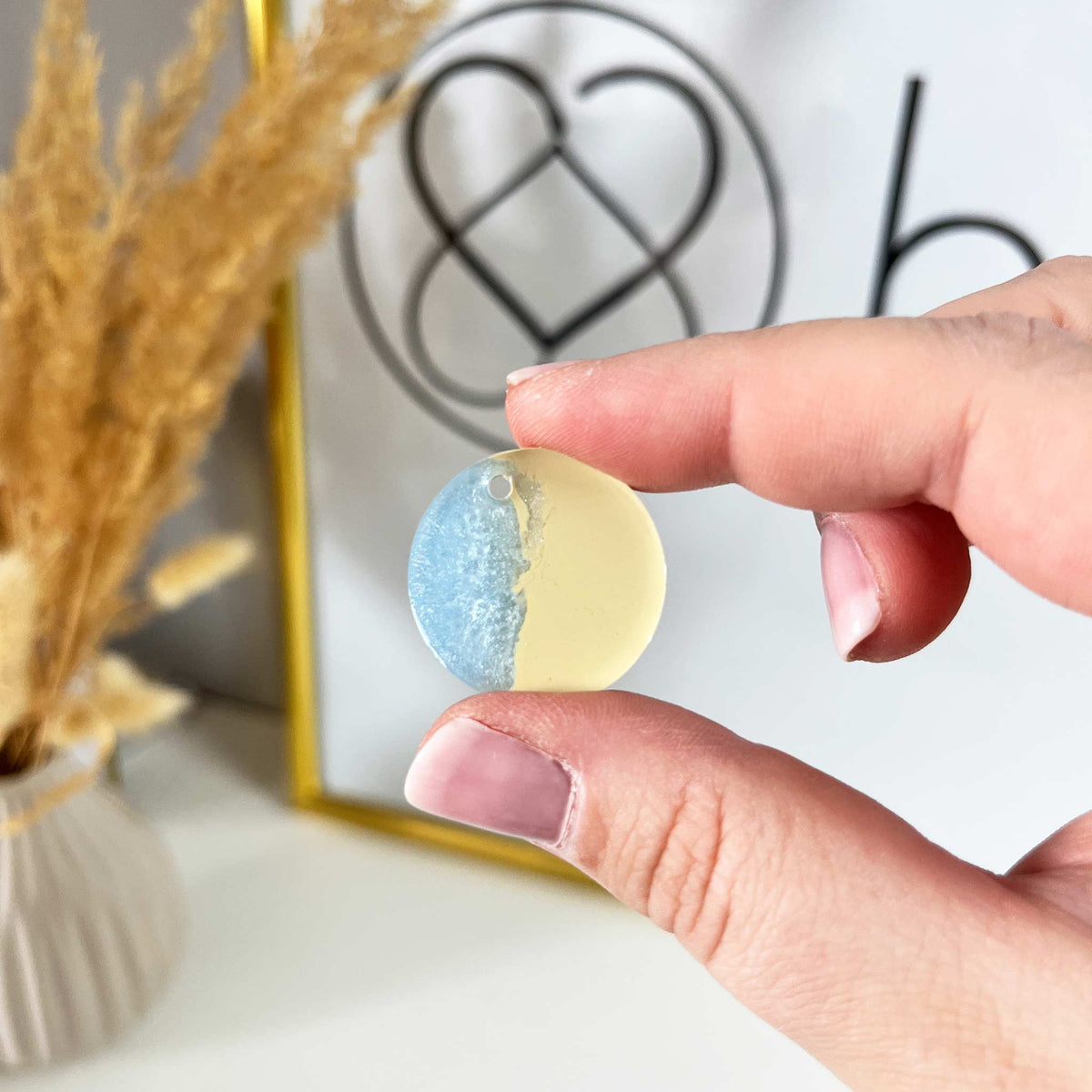 Hundemarke beige/hellblau - Einzelstück