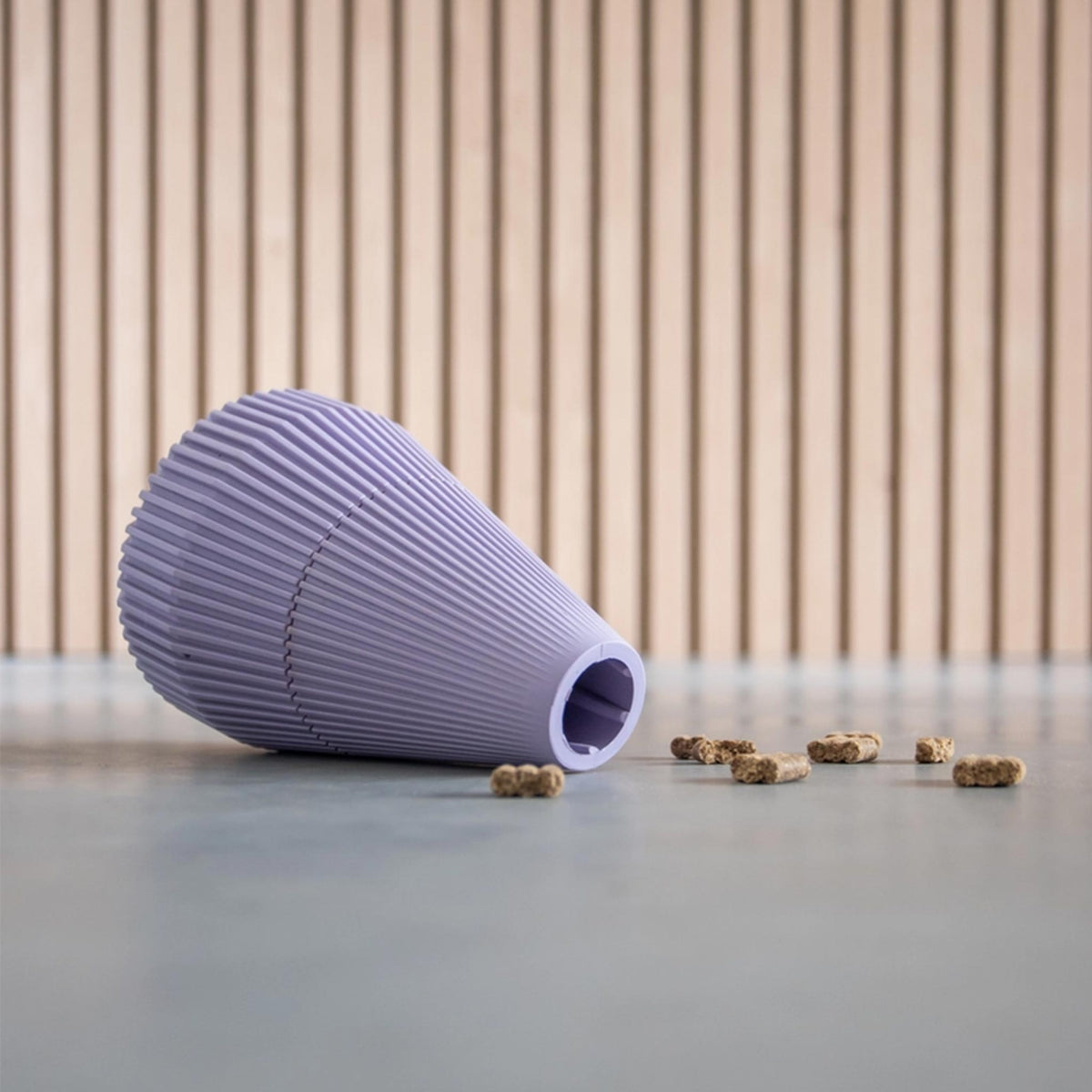 Beschäftigungspielzeug YUME lilac