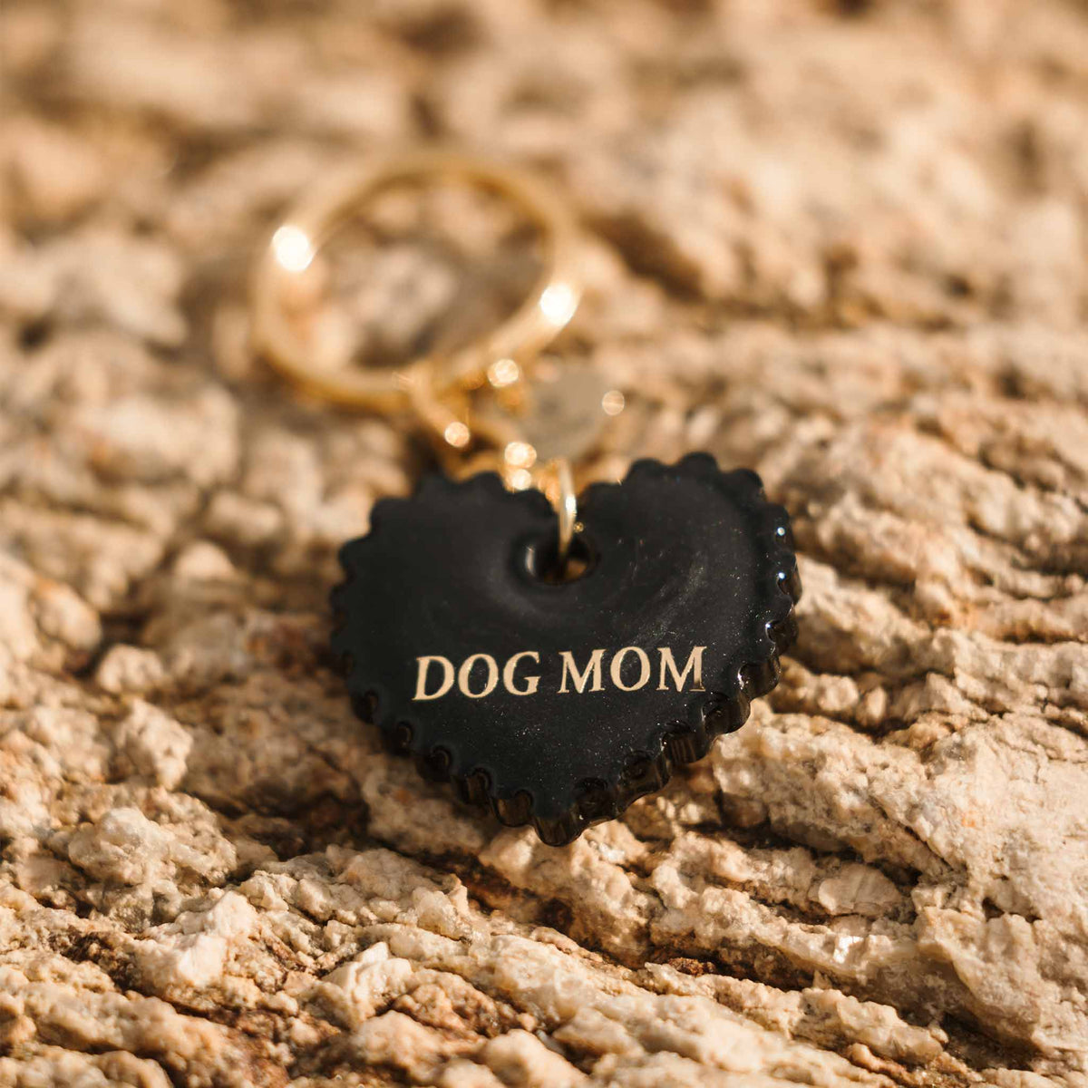 herzjubel Schlüsselanhänger Herz ⋙DOG MOM⋘ schwarz